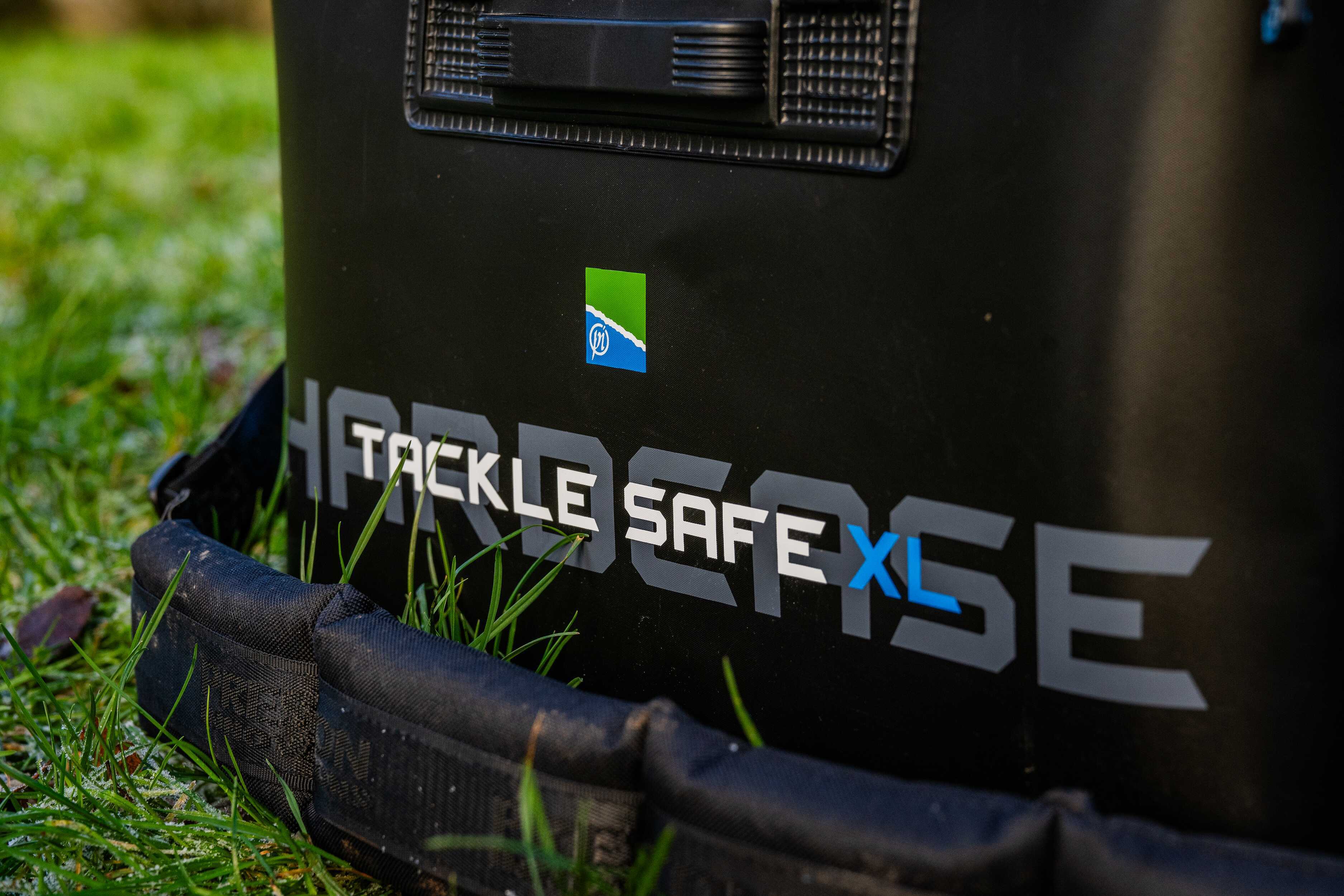 Preston Hardcase Tackle Safe XL