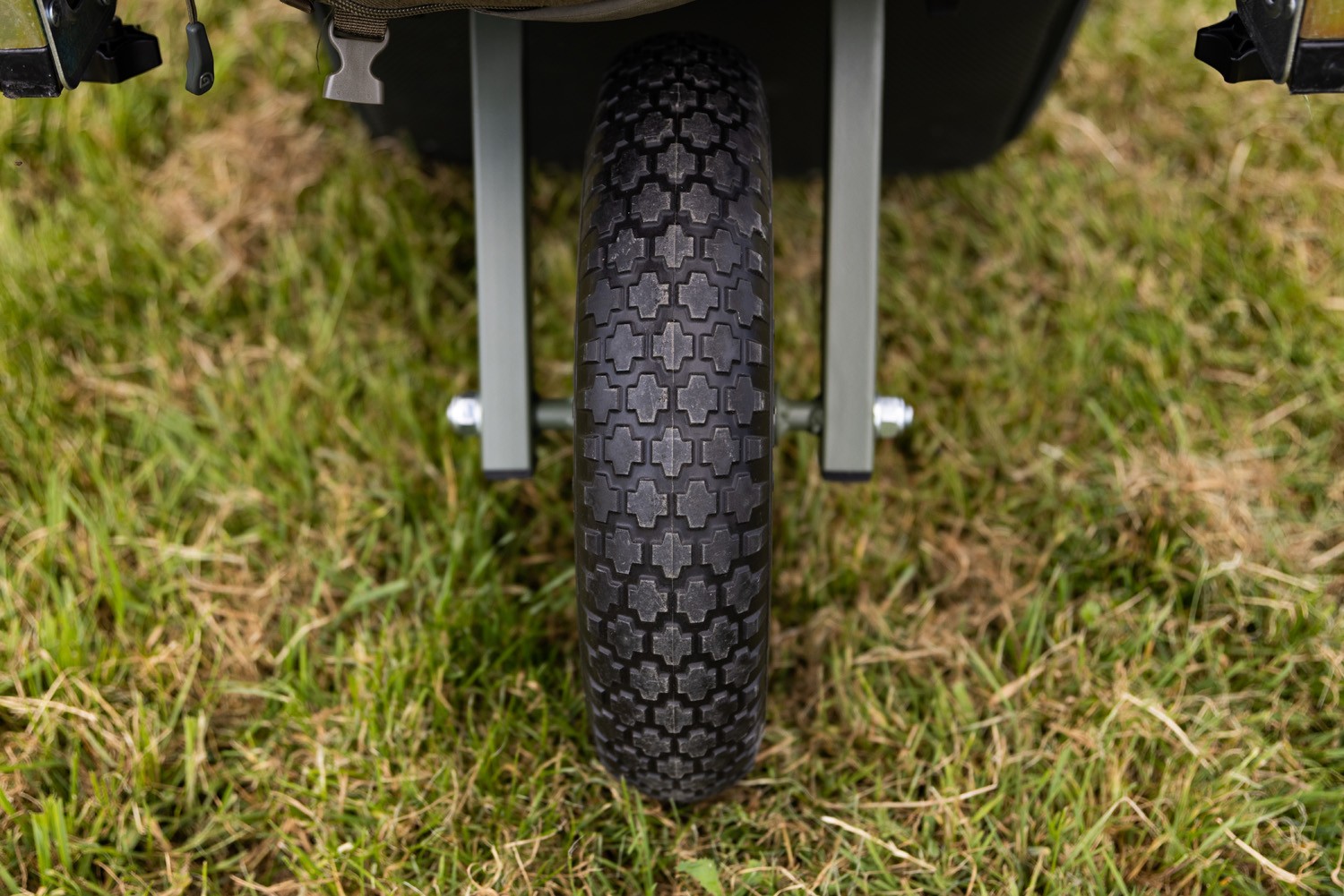 Carp Porter-Lite Barrow