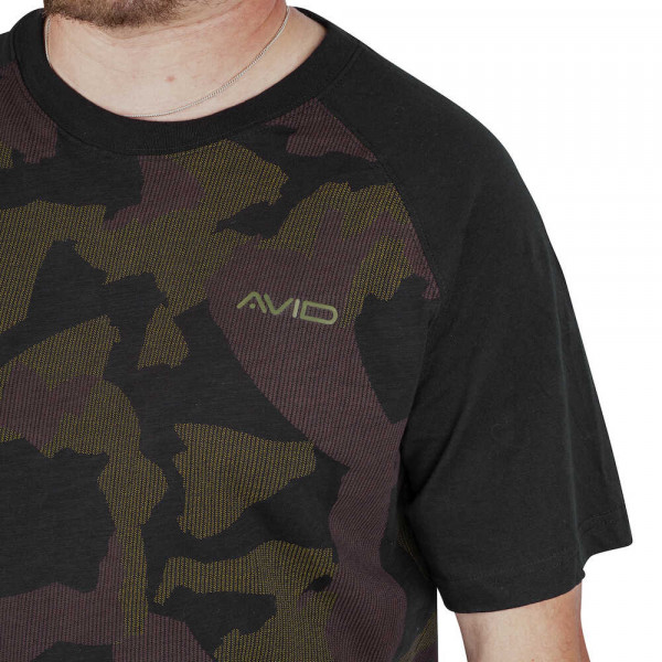 Avid Distortion Camo Lite T-Shirt
